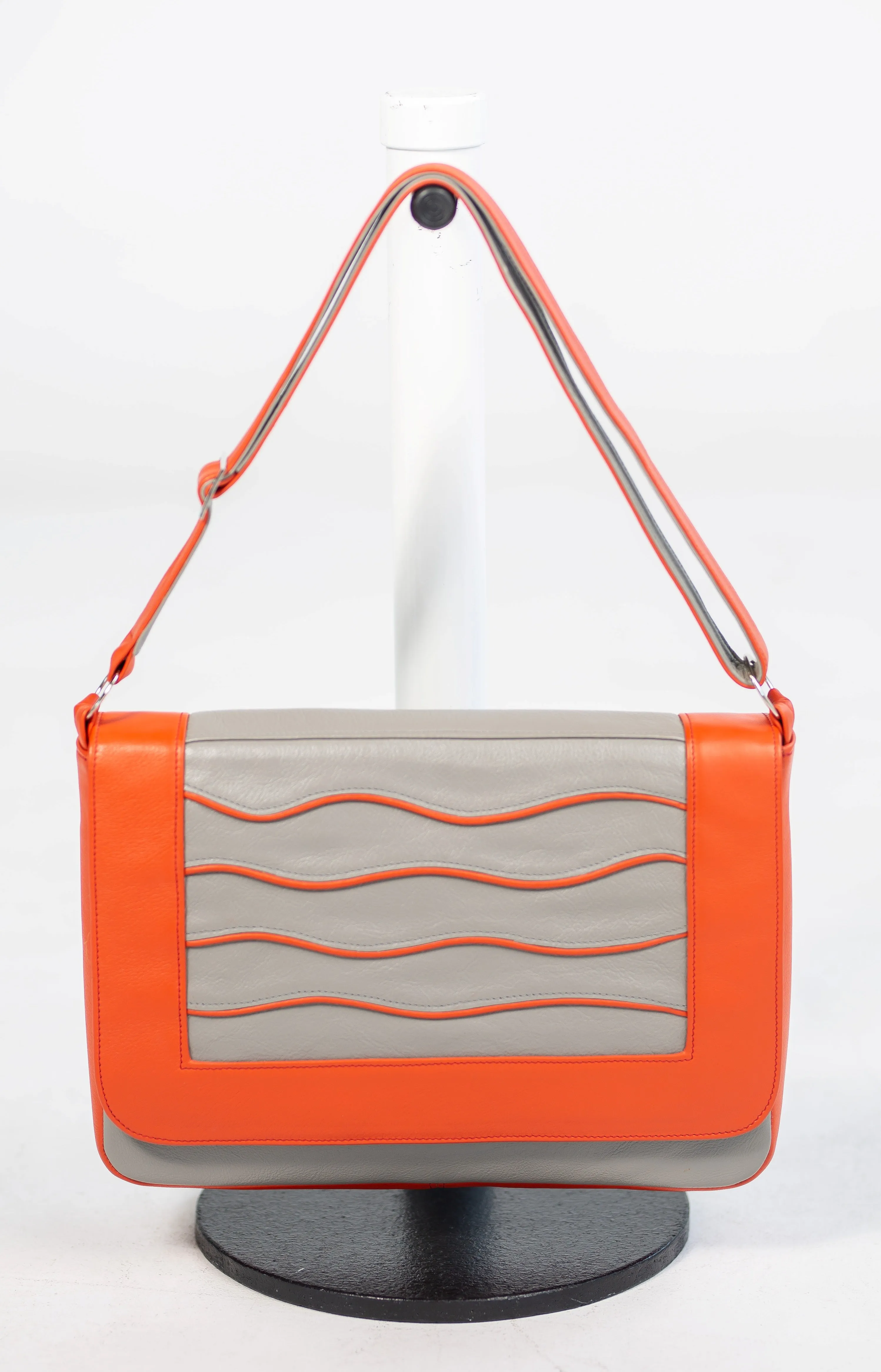 EUROPA ORANGE BULLETPROOF PURSE