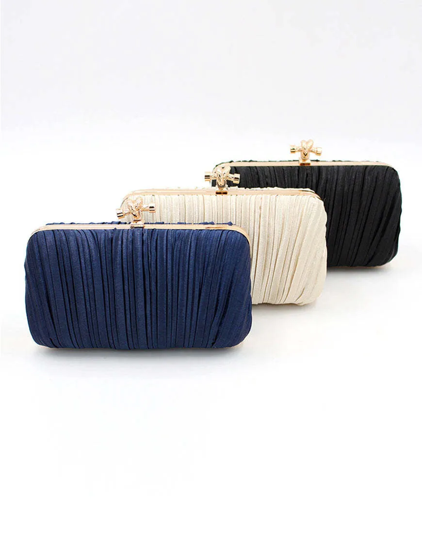 Graceful Chain Clutch Bag