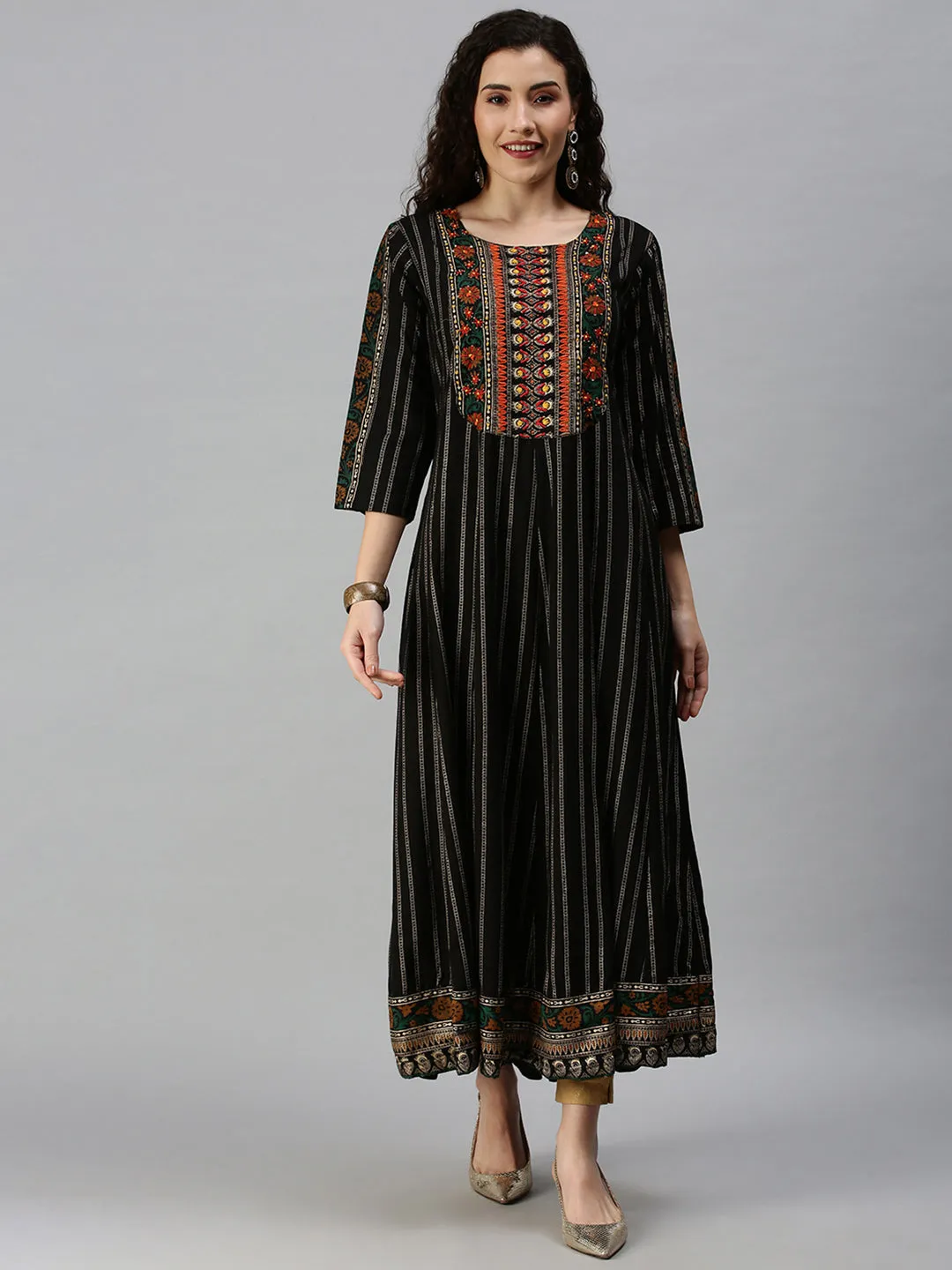 Women Yoke Design Black Anarkali Kurta